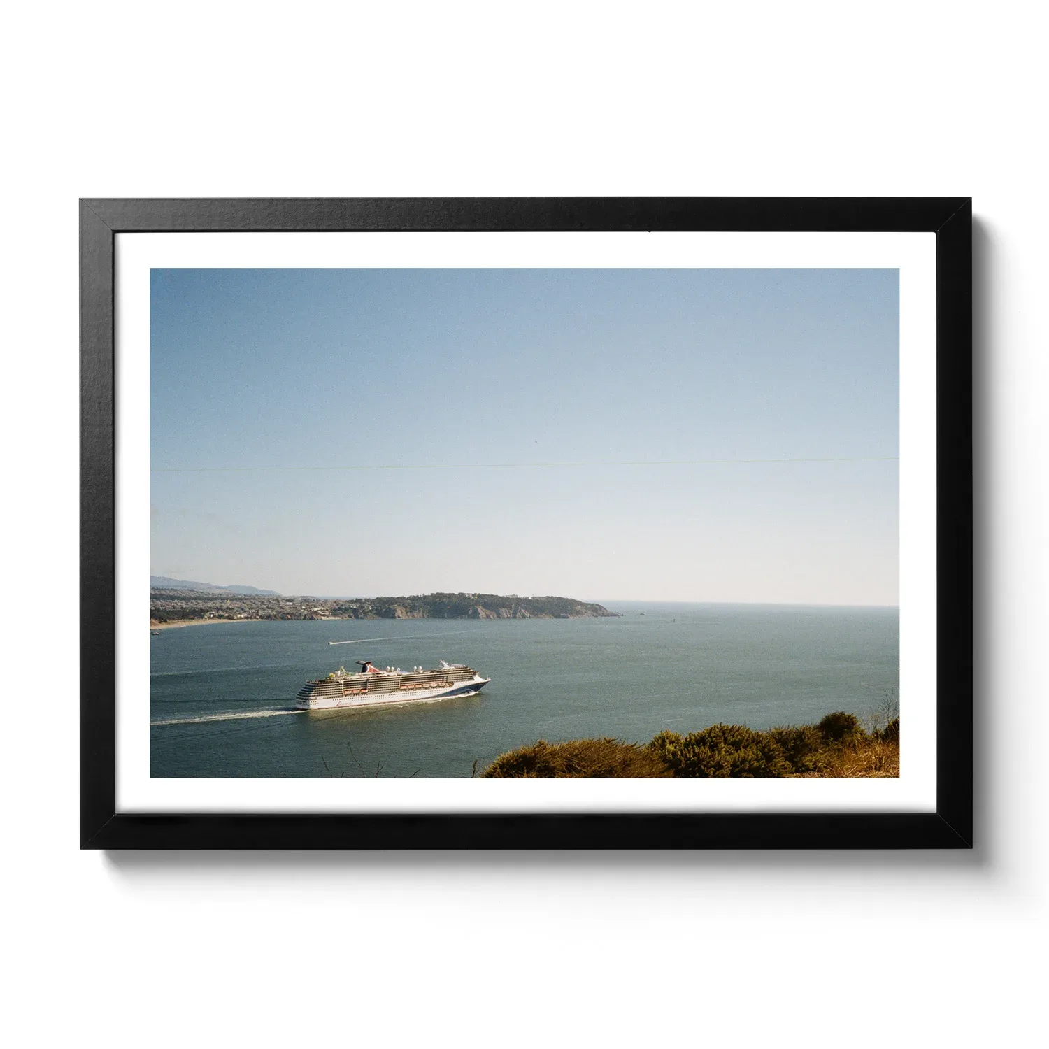 Bildaufnahme von einem Boot, dass die San Francisco Bay verlässt Richtung Ozean