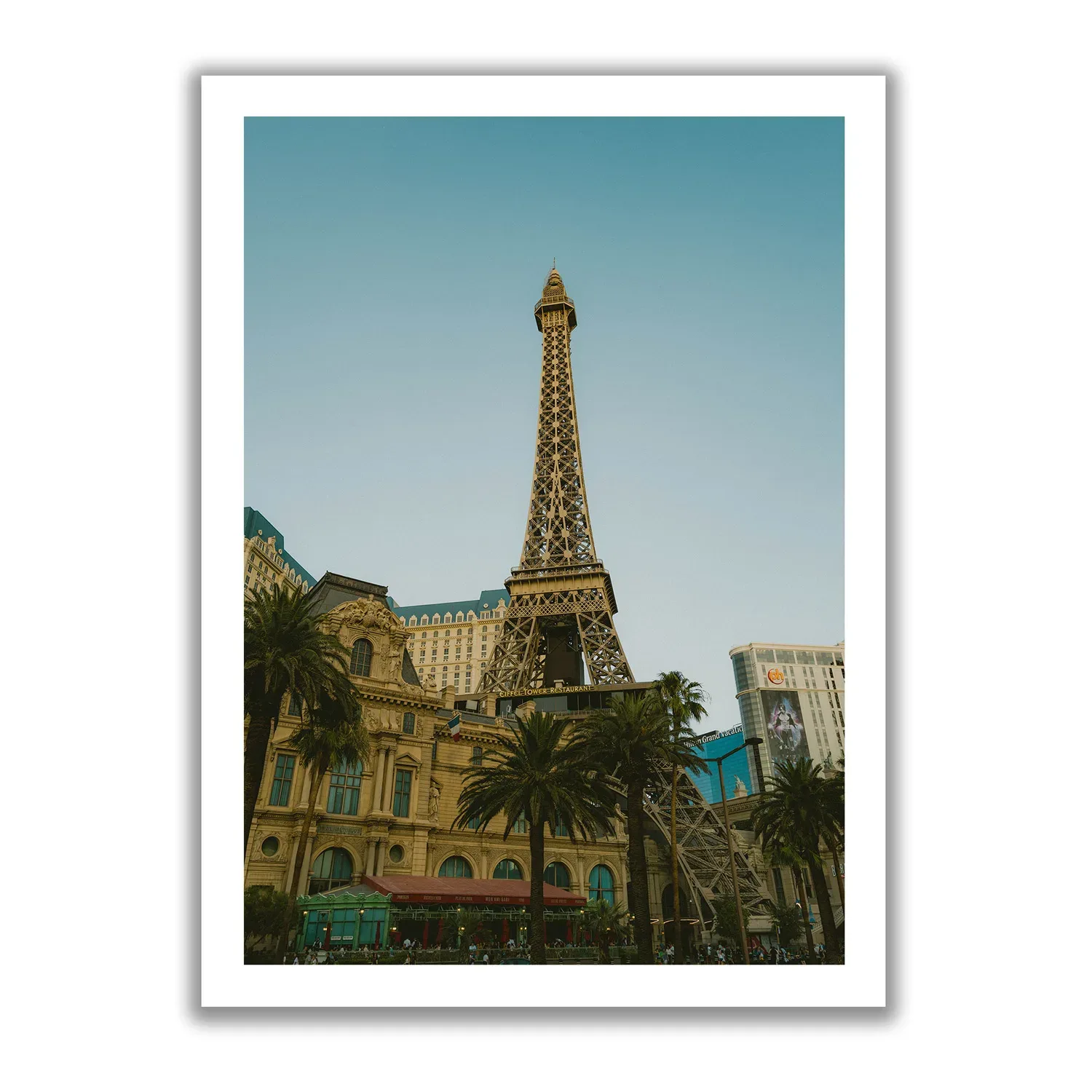 Fake Paris City - Image 3